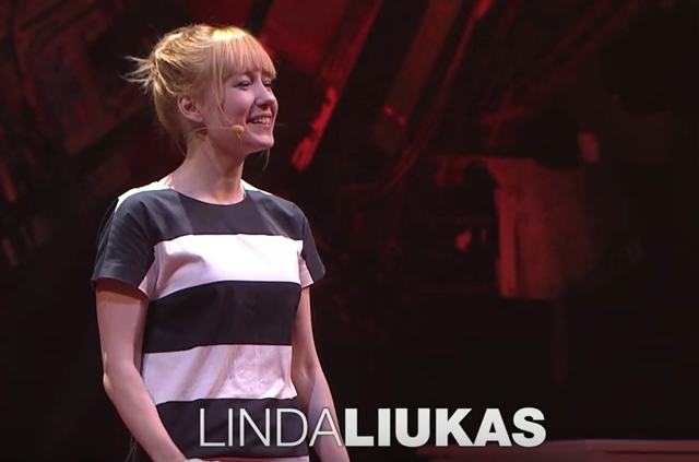 Image of Linda Luikus giving TED Talk